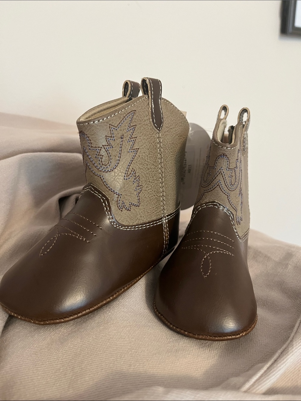 Baby Deer Brown and Tan Western Cowboy Booties size 4